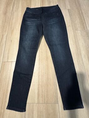 W62 Dark Blue Women’s Stretch Pull on Jeans